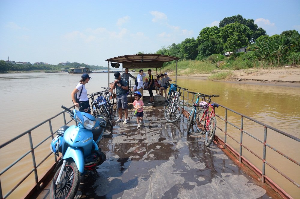 Electric Bike Tour Hanoi: Ancient Co Loa Citadel Day Trip